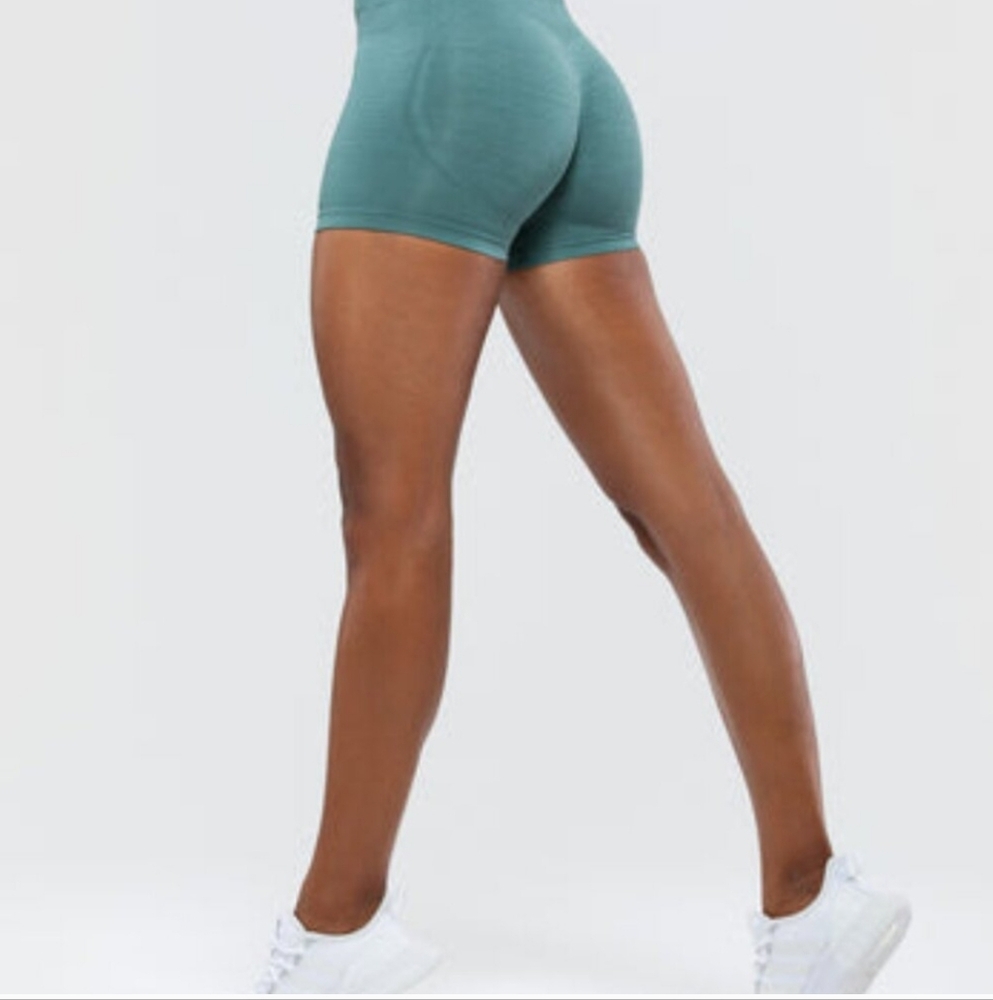 Women's Best 4" Define Scrunch Seamless High-Waisted Shorts In Color Sea Pine